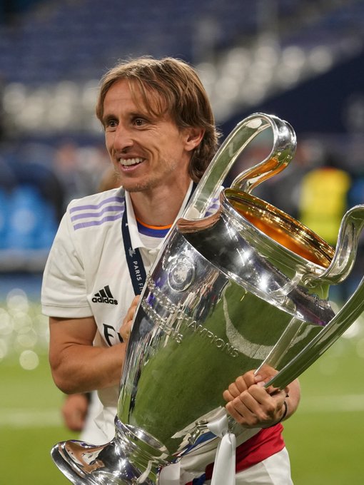 时报：曼城只想纯租借埃切韦里，罗马对这种方式并不信服