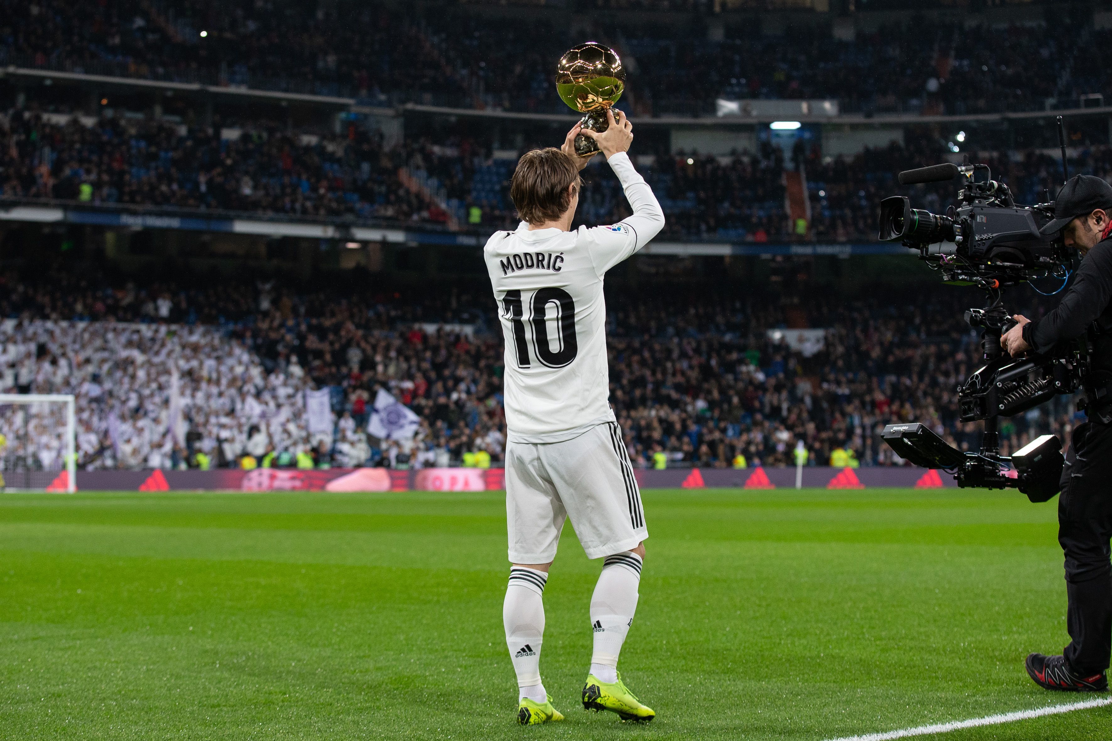 费城费城人王牌哈勒戴（Roy Halladay）在 2010 年季后赛投出无安打比赛