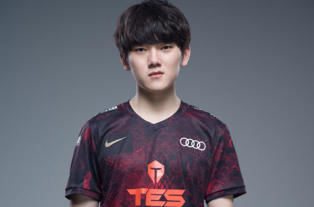 为季后赛做准备！媒体人：雷蒙可能将在北京队客战上海队后复出.