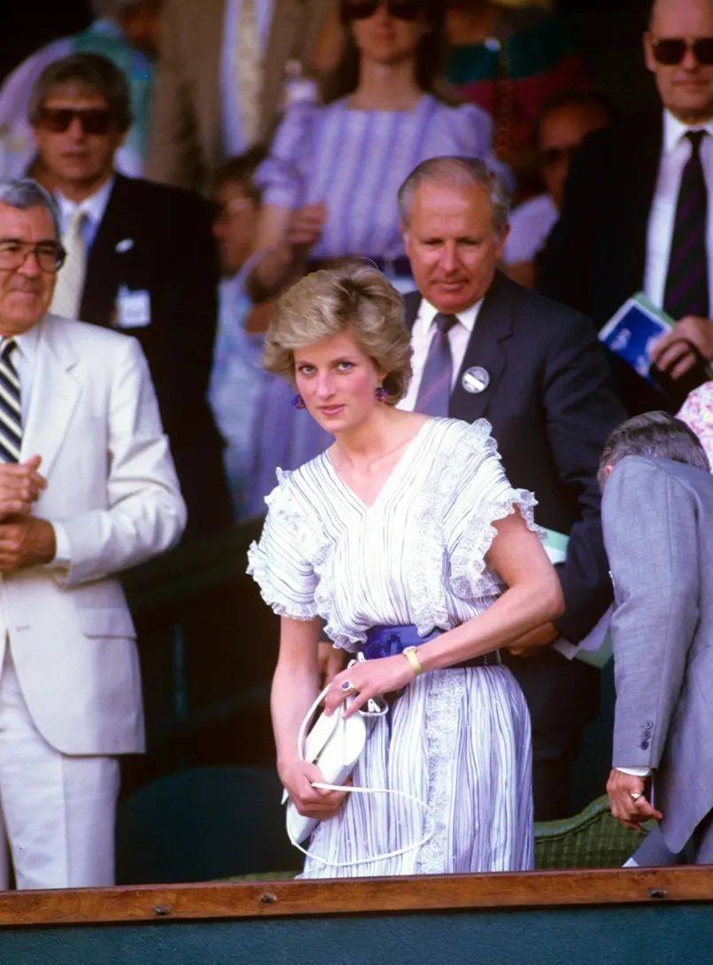 老球迷担心 老球迷担心